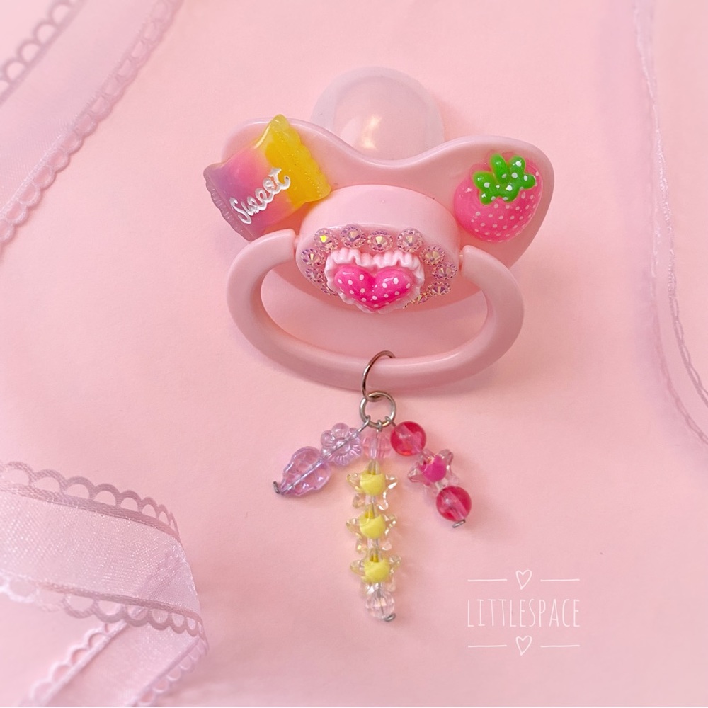 Adult Heart Deco Paci 💗 Pacifier - Picture 4 of 8